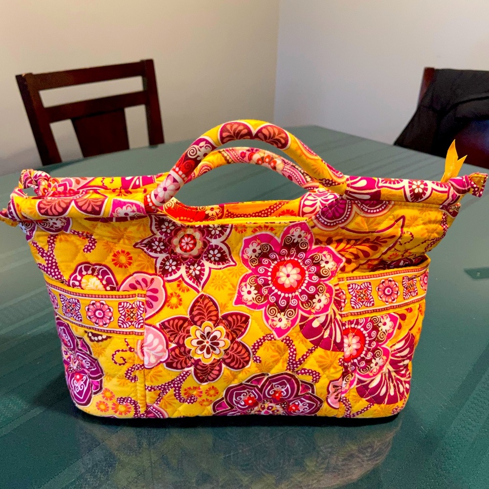 Vera Bradley Purse excellent condition smoke free home.